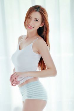 漂亮的保姆第四集在线观看中文